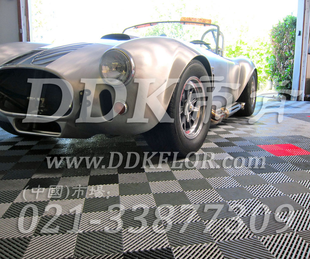 私人車庫地面鋪裝地板材料(2)_灰色樣板圖片,帝肯(DDK)_8100_C618(私人車庫地面材料)效果圖 私人車庫地面鋪裝地板材料(2)_灰色樣板圖片,帝肯(DDK)_8100_C618(私人車庫地面材料)效果圖,別墅私家車庫裝修,車庫pvc地板,車庫地坪,車庫地墊,車庫地板,車庫地膠,車庫塑料地毯,車庫塑膠地板,車庫防滑墊