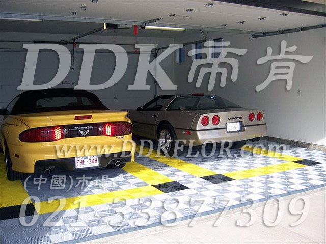私人車庫地面鋪裝地板材料(10)_灰色加黃組合樣板圖片,帝肯(DDK)_8100_C618(私人車庫地面材料)效果圖 私人車庫地面鋪裝地板材料(10)_灰色加黃組合樣板圖片,帝肯(DDK)_8100_C618(私人車庫地面材料)效果圖,別墅私家車庫裝修,車庫pvc地板,車庫地坪,車庫地墊,車庫地板,車庫地膠,車庫塑料地毯,車庫塑膠地板,車庫防滑墊