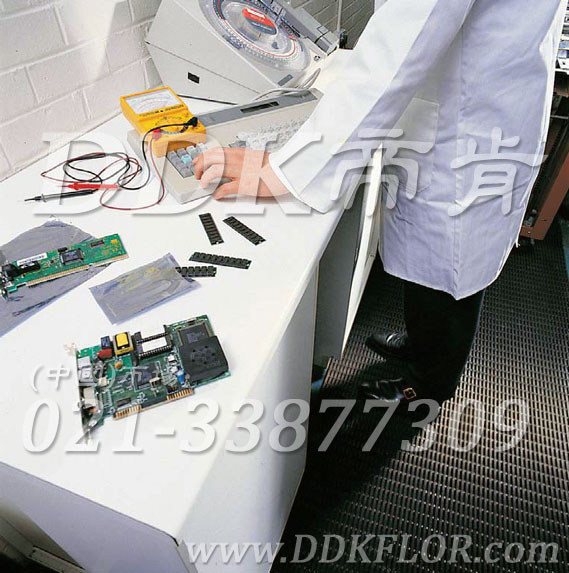 帝肯(DDK)_1900_9979防水地毯,透水地墊,透水地板膠墊,隔水材料,疏水地毯,帶孔防滑墊,多孔防滑地墊,多孔橡膠墊,耐油工業(yè)橡膠墊,車間地墊,車間防滑地墊,車間防滑墊,車間地面膠皮,車間地膠墊,車間地毯,車間塑料防滑墊,車間塑膠地板,工業(yè)地墊,工業(yè)地板膠,工業(yè)地板革,工業(yè)地毯,工業(yè)地膠,工業(yè)塑料地毯,工業(yè)塑膠地板,工業(yè)抗疲勞地墊,工業(yè)抗疲勞防滑墊,工業(yè)橡膠地板,工業(yè)用格柵地墊,工業(yè)耐油地墊,工業(yè)走道地墊,工業(yè)防滑地墊,工業(yè)防滑地毯