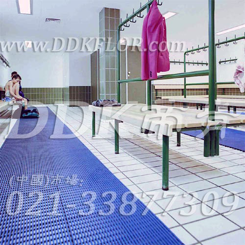 帝肯(DDK)_1900_337（浴室及更衣間地面防滑材料）浴室地毯,浴室地磚,浴室墊,浴室防滑地墊,浴室防滑地磚,浴室防滑地膠,浴室防滑墊,浴室防滑疏水磚,浴池防滑地墊,浴池防滑墊,淋浴房防滑墊,衛(wèi)浴防滑墊,浴室pvc格柵地板,