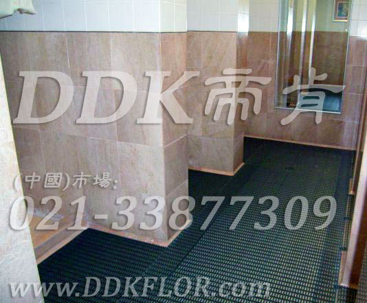 帝肯(DDK)_1900_337（浴室及更衣間地面防滑材料）浴室防滑地膠,浴室防滑墊,浴室防滑疏水磚,浴池防滑地墊,浴池防滑墊,淋浴房防滑墊,衛(wèi)浴防滑墊,浴室pvc格柵地板,