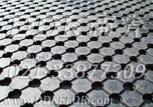 圓孔橡膠防滑毯（1）_黑色樣板圖片,帝肯(DDK)_4500（BRD|大道）效果圖,多孔橡膠墊,多孔防滑地墊,塑料橡膠地毯,安全橡膠地墊,安全地毯,安全地墊,安全地膠,安全墊,工業(yè)地毯,工業(yè)防滑地毯,工業(yè)防滑墊,橡膠地毯,戶外網(wǎng)狀橡膠墊,橡膠防滑地墊,橡膠防滑地毯,橡膠防滑墊,橡膠腳墊,排水地墊,排水防滑墊,漏水橡膠墊,耐油工業(yè)橡膠墊,耐油橡膠地墊,耐油橡膠墊,船用橡膠墊,船用橡膠防滑墊,防滑橡膠墊,防滑橡膠地墊,預(yù)制型橡膠卷材,s形防滑地墊,s形防滑墊,s紋型防滑墊,地面防滑墊,安全防滑墊,室外防滑地墊,室外防滑地毯,室外防滑墊,室外防滑透水墊,工廠防滑地墊,工廠防滑墊,帶孔防滑墊,戶外防滑墊,工業(yè)防滑地墊,流水線防滑墊,甲板防滑墊,漏水防滑墊,疏水防滑墊,疏水防滑地墊,網(wǎng)格防滑墊,網(wǎng)狀防滑墊,耐油防滑地墊,耐油防滑墊,車廂防滑墊,車間防滑墊,車間防滑地墊,車用防滑墊,過道防滑墊,茶水間防滑地墊,走廊防滑墊,通道防滑墊,重型防滑耐油墊,透水防滑塑膠地墊,通道地毯,防滑塑料毯,防水防滑墊,防滑卷材,防滑地墊卷材,防滑地板革,防滑地毯,防滑隔水墊,防潮地墊,防滑毯,z字型疏水墊