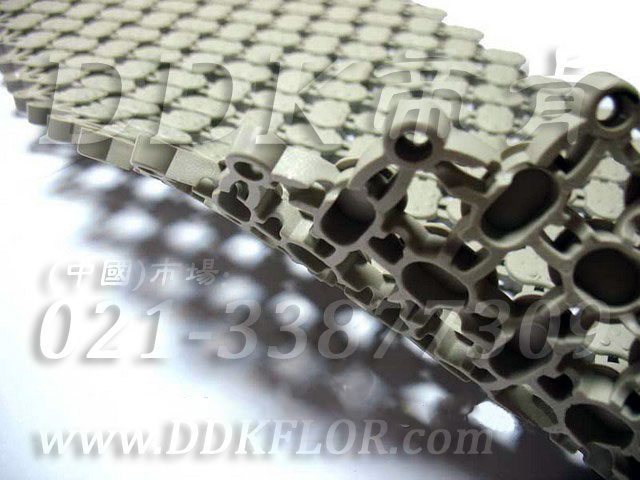 淡灰色_桑拿休閑池邊防滑鋪地材料(3)樣板圖片,帝肯(DDK)_8200_337效果圖 淡灰色_桑拿休閑池邊防滑鋪地材料(3)樣板圖片,帝肯(DDK)_8200_337效果圖,衛(wèi)浴防滑墊,洗浴防滑墊,洗澡間防滑墊,浴室pvc格柵地板,浴室地墊,浴室地板,浴室地板磚,浴室地毯,浴室地磚,浴室地膠,浴室墊,浴室防滑地墊,浴室防滑地板,浴室防滑地磚,浴室防滑地膠,浴室防滑墊,浴室防滑疏水磚,浴池防滑地墊,浴池防滑墊,淋浴房防滑墊