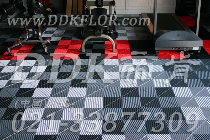 健身房器械區(qū)地面鋪裝材料_紅加灰白組合(2)樣板圖片,帝肯(DDK)_8100_3020(地下室健身房地面地板材料)效果圖 健身房器械區(qū)地面鋪裝材料_紅加灰白組合(2)樣板圖片,帝肯(DDK)_8100_3020(地下室健身房地面地板材料)效果圖,健身房pvc塑膠地板,健身房地墊,健身房地板,健身房地板膠,健身房地毯,健身房地膠,健身房橡膠地板,健身房防震地墊,運動地墊,運動地板,運動地膠