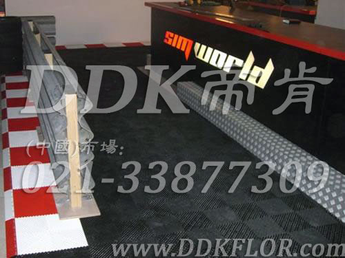 健身會所前臺接待區(qū)鋪裝材料(9)_紅白加黑灰組合樣板圖片,帝肯(DDK)_8100_3020(地下室健身房地面地板材料)效果圖 健身會所前臺接待區(qū)鋪裝材料(9)_紅白加黑灰組合樣板圖片,帝肯(DDK)_8100_3020(地下室健身房地面地板材料)效果圖,健身房pvc塑膠地板,健身房地墊,健身房地板,健身房地板膠,健身房地毯,健身房地膠,健身房橡膠地板,健身房防震地墊,運動地墊,運動地板,運動地膠