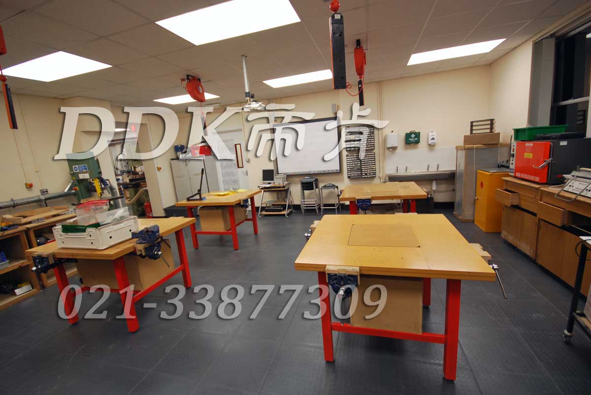 顏色灰_學(xué)校及辦公室車間新型室內(nèi)地板磚鋪貼樣板圖片,帝肯(DDK)_2000_8850(辦公室地板裝修材料)效果圖 顏色灰_學(xué)校及辦公室車間新型室內(nèi)地板磚鋪貼樣板圖片,帝肯(DDK)_2000_8850(辦公室地板裝修材料)效果圖,辦公室pvc地板,辦公室地板,辦公室地板磚,辦公室地板膠,辦公室地膠,辦公室塑膠地板,辦公室片材地板,室內(nèi)地板,室內(nèi)地膠,室外地坪