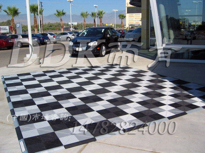 水泥地防滑疏水專業(yè)地墊，適用于各類門店外部，水泥地表面等樣板圖片，帝肯(DDK)_8100_900（大門入口防滑墊）效果圖，入口防滑墊,入口防水地墊,地面防滑墊,防滑門墊,室外防滑地墊