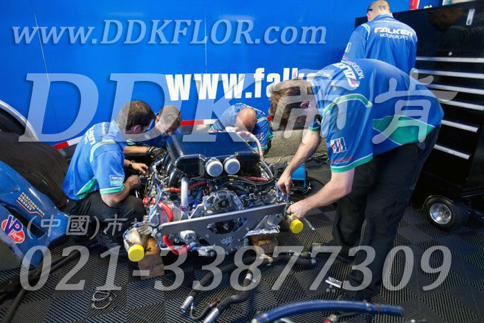 15快拼式灰色耐油防滑維修間地板樣板圖片,帝肯(DDK)_8100_6008（賽車P房帳篷地板）效果圖，帳篷地膠