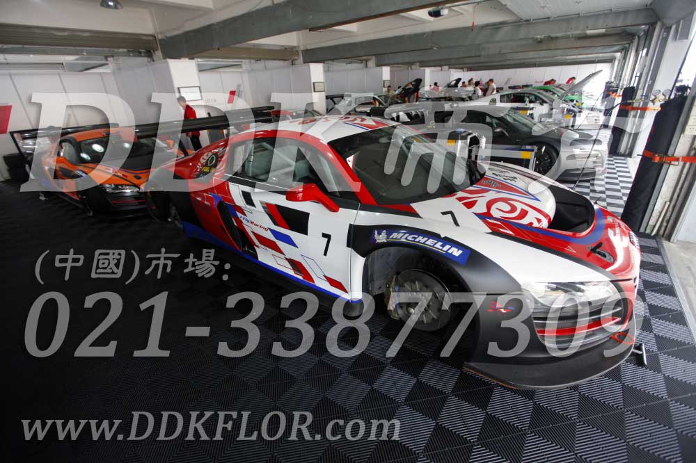 9-F1珠海站汽車維護區(qū)專用黑色抗壓地板樣板圖片,帝肯(DDK)_8100_6008（賽車P房帳篷地板）效果圖，帳篷地膠